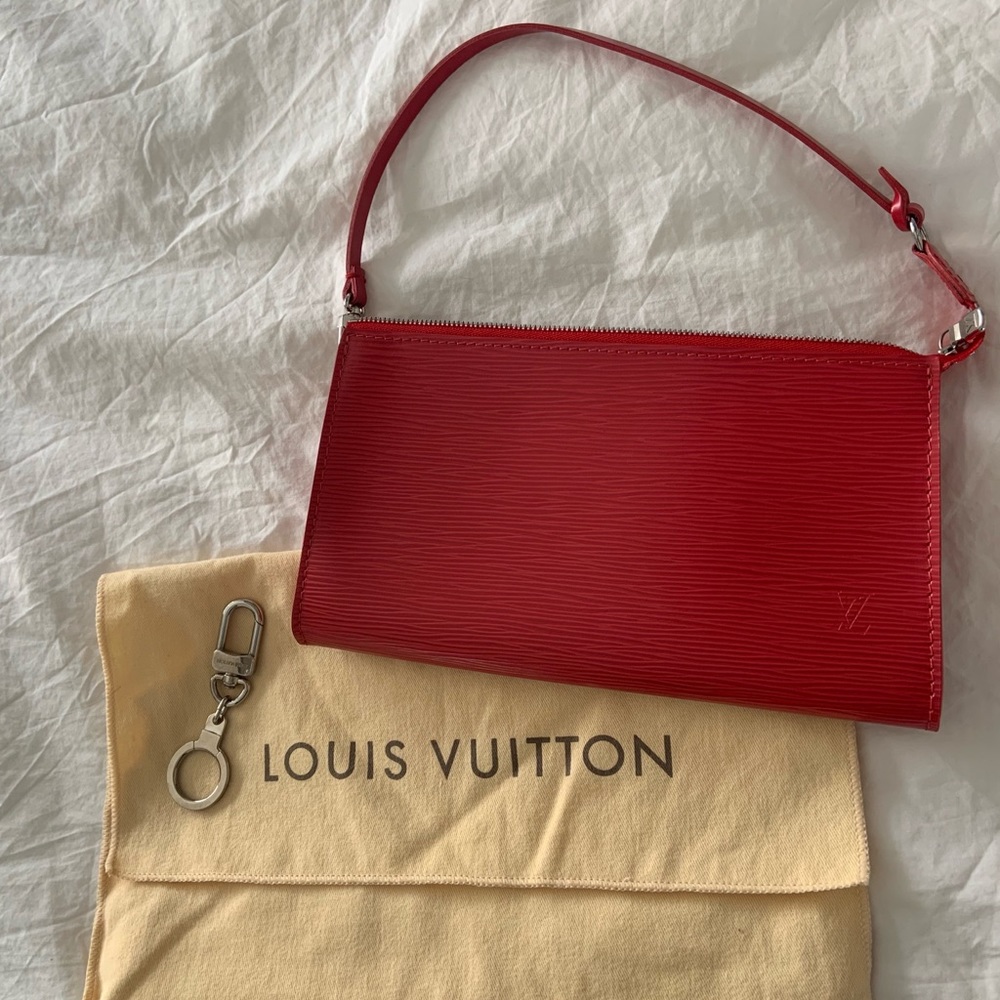 Louis Vuitton Epi Pochette Accessories with extender